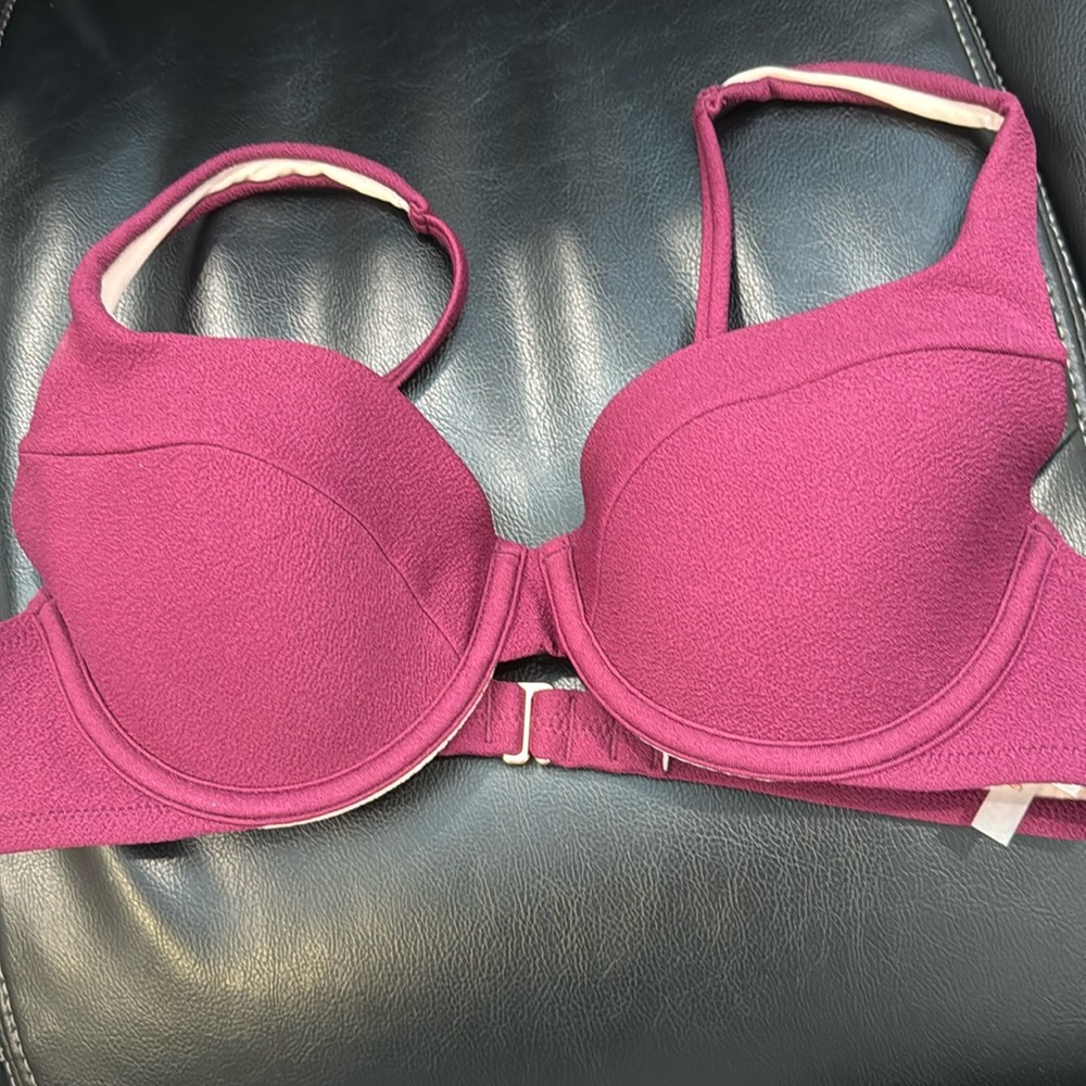 Bathing suit top maroon Shade & Shore 36B
